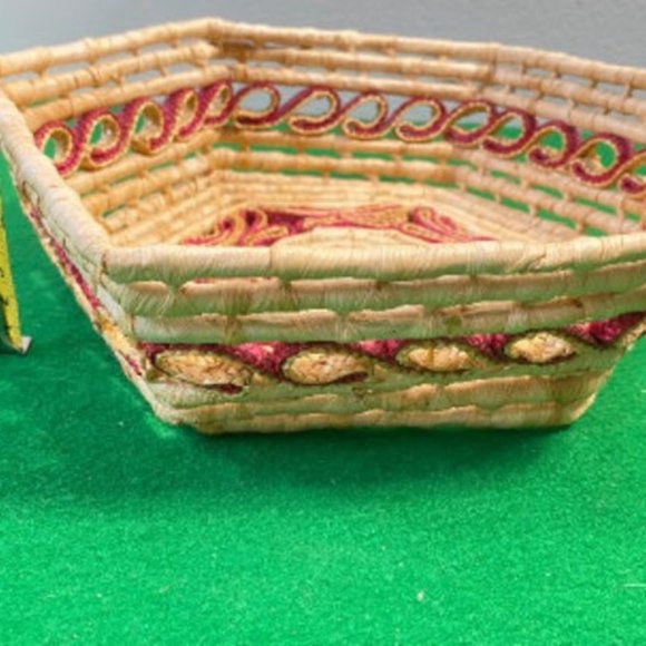Vintage Woven Wicker Boho Rattan Basket, Natural Straw Basket, Bathroom Decor Fa - Picture 6 of 6